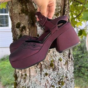 Mudd women’s 7 y2k burgundy satin beaded chunky heel platform 90s rare shoes